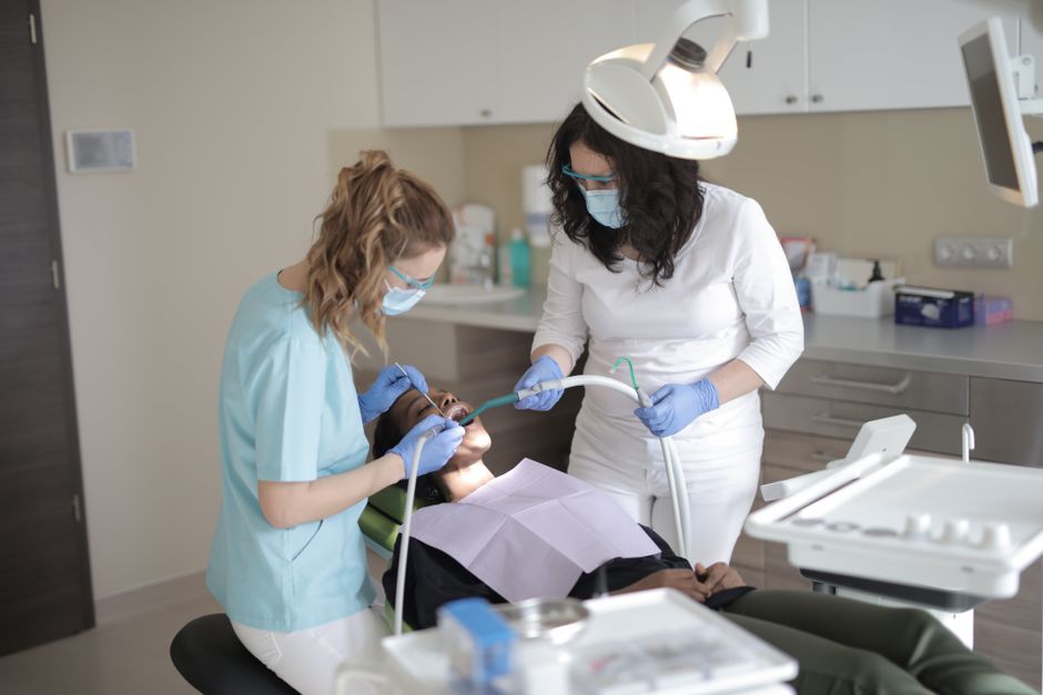 5 Signs It Might Be Time to Switch Dentists 1 5 Signs It Might Be Time to Switch Dentists