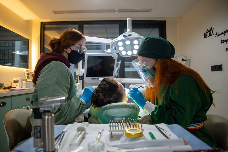 Dental Crown Fell Out? Here's What to Do 5 Dental Crown Fell Out? Here’s What to Do